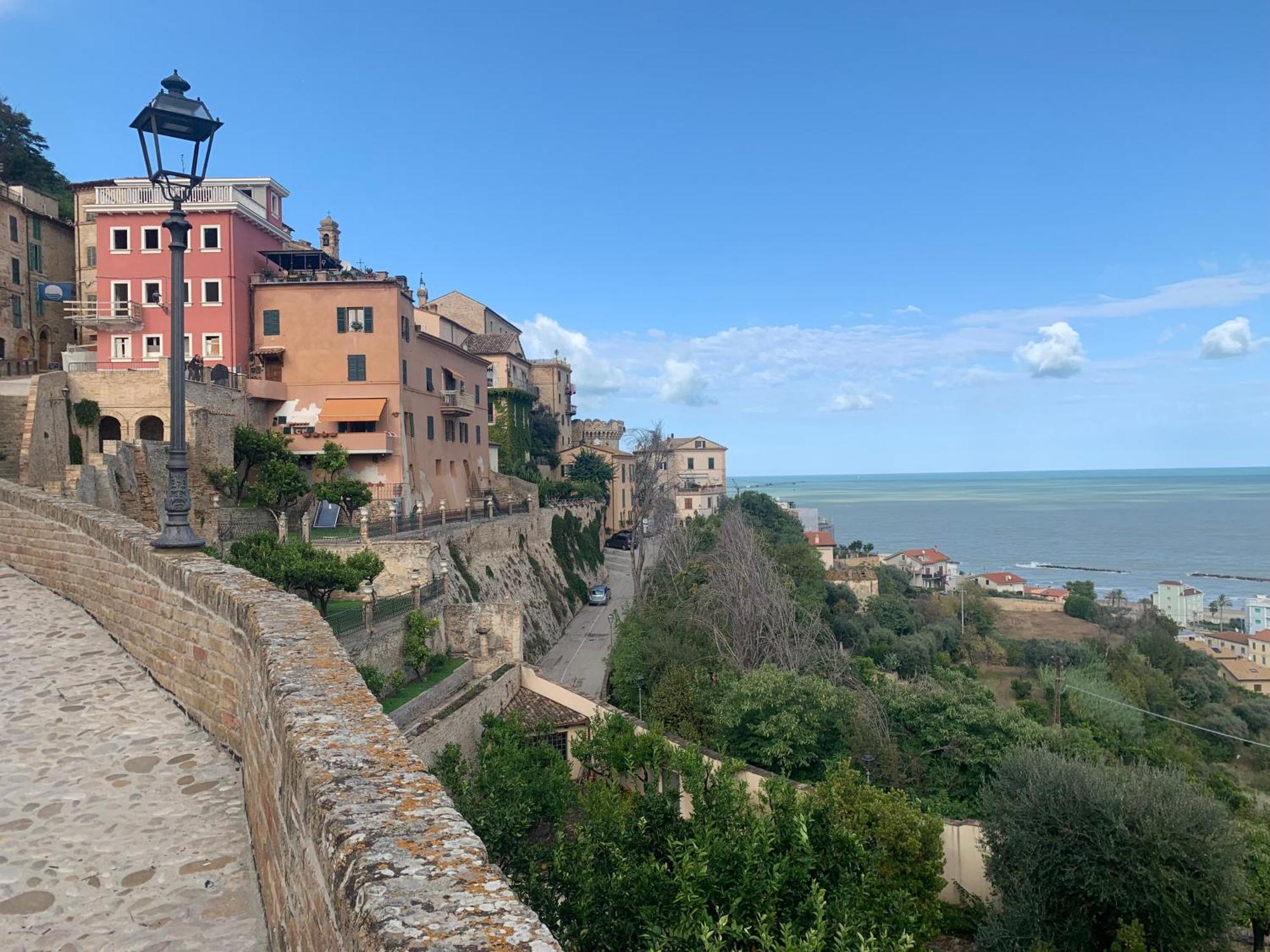 Gastronomic B&B Carlocarla Monte San Pietrangeli Exterior photo